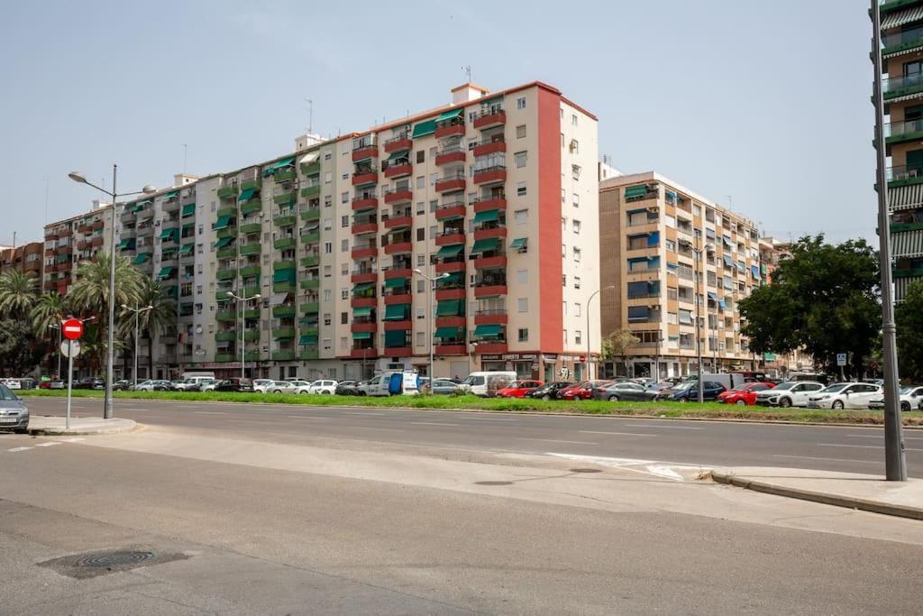 ולנסיה Loft Nuevo Cerca De Ruzafa Y Ciudad De Las Artes מראה חיצוני תמונה